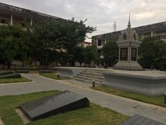 -吐斯廉屠杀博物馆