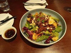 夏威夷风味鸡肉薄脆沙拉-bluefrog蓝蛙(悠唐购物中心店)