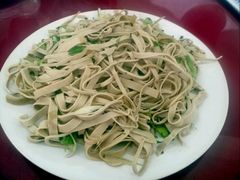 香河豆腐丝-溢心园香河肉饼总店