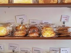 -雀食面包店(钟楼店)