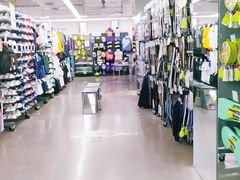 -迪卡侬(西三旗店)