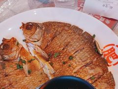-肥肥虾庄·金牌油焖大虾(首义路店)