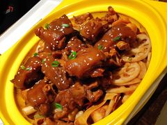 -多嘴肉蟹煲(万达店)