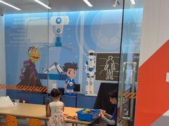 -斯坦星球AI编程·机器人科创·科学实验·信奥·思维·STEM·乐高·竞赛考级(长宁虹桥大融城荟聚中心)