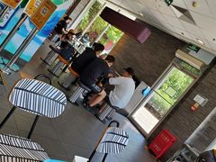 大堂-麦当劳(欢乐谷店)