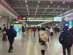 -虹桥火车站-停车场