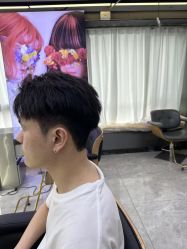 -藤野造型烫发染发