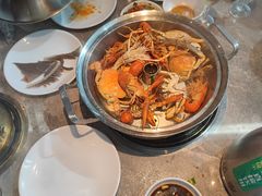 -渔纬港海鲜自助餐厅(湖里万达店)