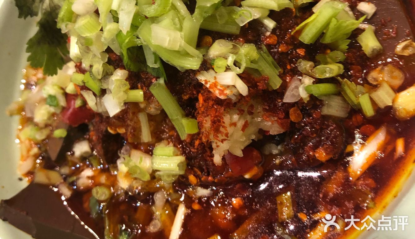 可以搞点排队小吃什么的不然太无聊了等的