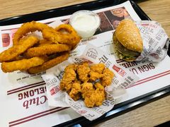 -The Habit Burger Grill 哈比特汉堡(复兴soho店)