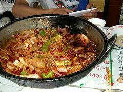 android_upload_pic-老钟家烤羊排·敦伊阁清真餐厅胡羊焖饼