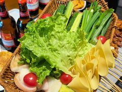 -卞二小串·鹤岗烧烤·坑烤(永定路店)