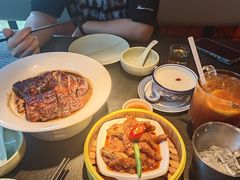 -蝴蝶里·粤菜·点心(滨江龙湖店)