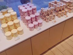 -好利来(南京路一店)