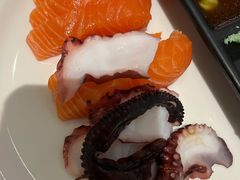 -怡咖啡海鲜自助餐厅(浦东香格里拉店)