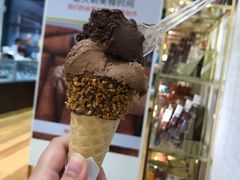 -VENCHI 闻绮(上海佛罗伦萨小镇店)
