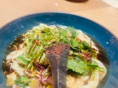 -耶里夏丽·丝路国际·新疆餐厅(浦东区东方路店)