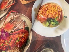-Chom Cafe and Restaurant