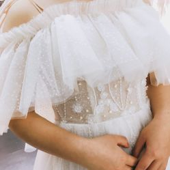 -Lady  Jane高端婚纱礼服馆
