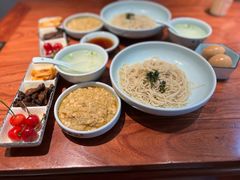 -裕兴记•蟹黄面馆(人民广场店)