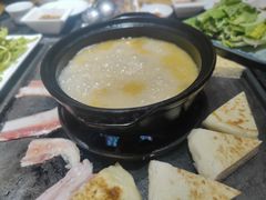 -有一锅·野生菌黑山羊腊排骨火锅(古城北门店)