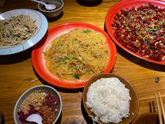 -先启半步颠·川菜小炒