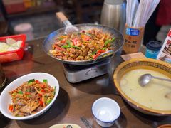 -富正毅三下锅·湘西韵味(天门山索道店)