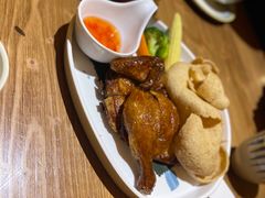 -泰堤坊(淡水体育馆店)