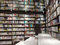 -钟书阁(群光广场店)
