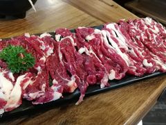 吊龙-牛村来人潮汕牛肉火锅(西单店)