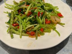 藜蒿炒腊肉-客宴·江西客家菜(红角洲店)