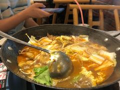 -霄汉牛三鲜湖北砂锅菜(万松园2店)
