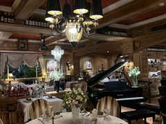 -火车头法国西餐厅