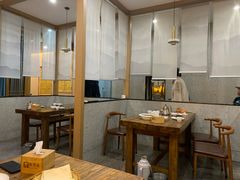 -木柴豆腐·活海鲜·鲁菜(岚山路店)