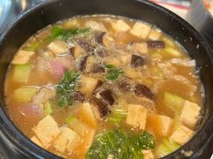 -益百岁牛尾汤(香山路店)