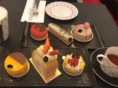 -Salon de The de Joel Robuchon(外滩18号店)