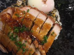 脆皮猪肉饭-Calia