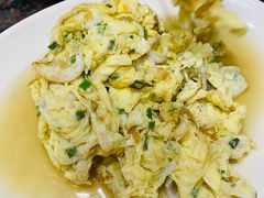 银鱼炒蛋-唔呶喔哩酒家(生产街店)