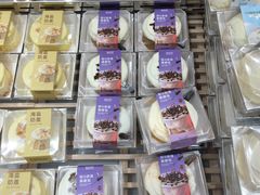 -良品铺子(白云新世界店)