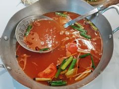 -王奋斗贵州酸汤牛肉火锅