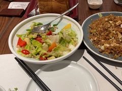 -港丽餐厅(正大店)