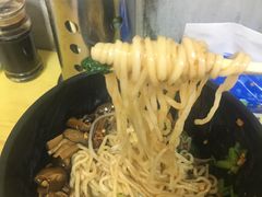 -两勺子一碗口水鸡拌面