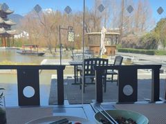 -丽江悦榕庄酒店-明月·雪山庭院餐厅