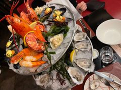招牌海鲜拼盘-db Bistro & Oyster Bar by Daniel Boulud(滨海湾金沙店)
