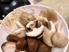 -椰夫人·养生椰子鸡(金沙洲永旺店)