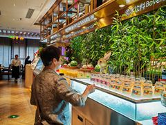 -雍和会海鲜姿造自助(湖东路店)