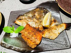 盐烧三文鱼头-小乔回转寿司(沈阳大悦城店)