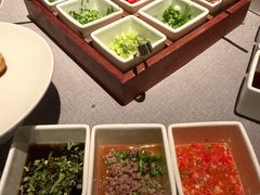 -左庭右院鲜牛肉火锅黑金店(陆家嘴中心店)