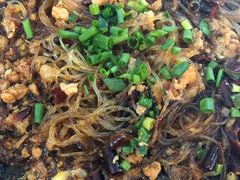 蚂蚁上树-十吉老砂锅(天生丽街生活馆店)