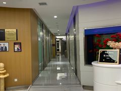 -雅悦齿科(顾村公园店)